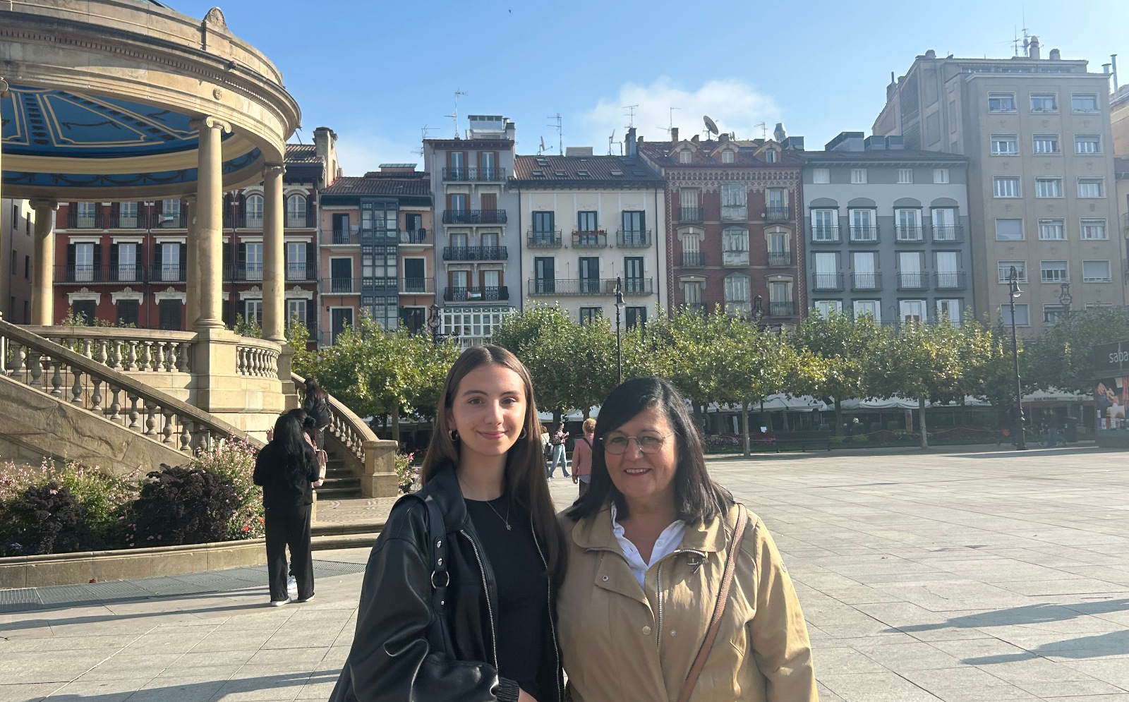 Ciara und Frau Galbete in Pamplona